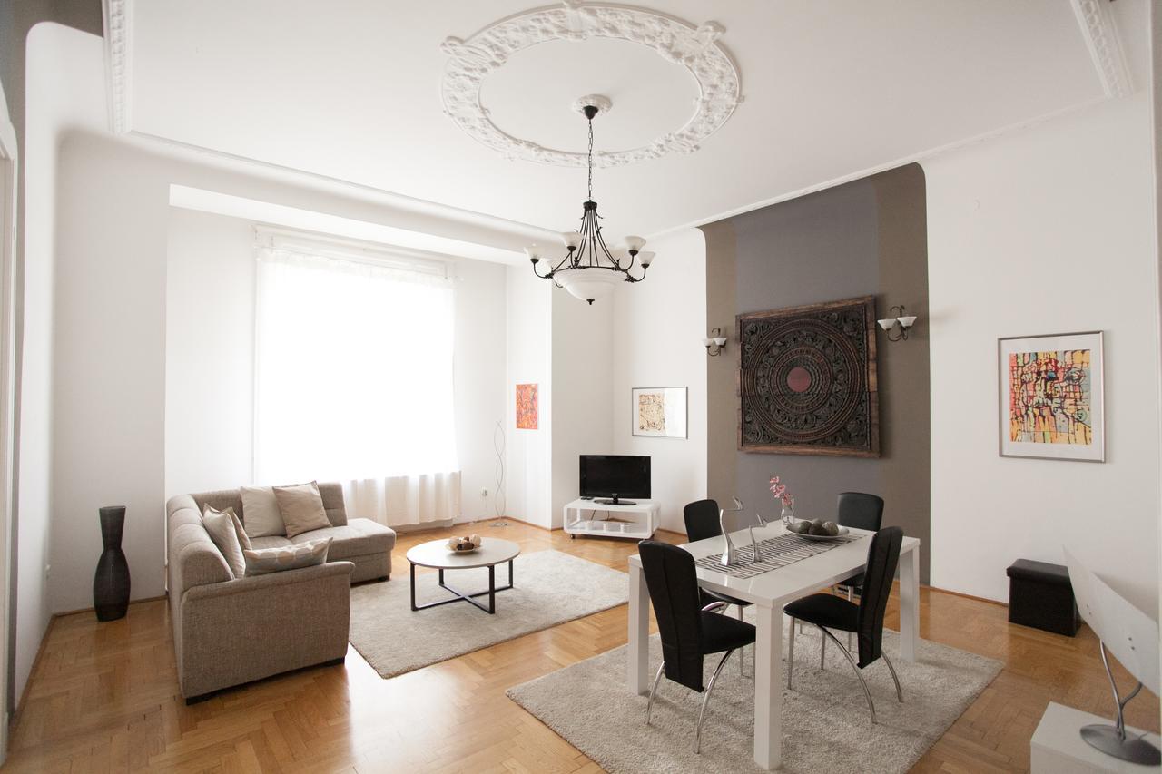 Royal Center Apartment بودابست المظهر الخارجي الصورة