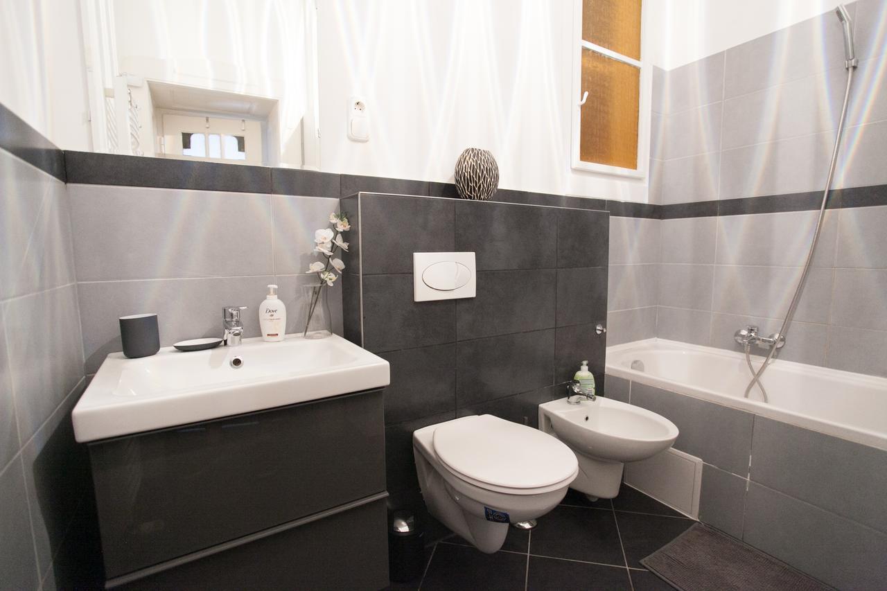 Royal Center Apartment بودابست المظهر الخارجي الصورة